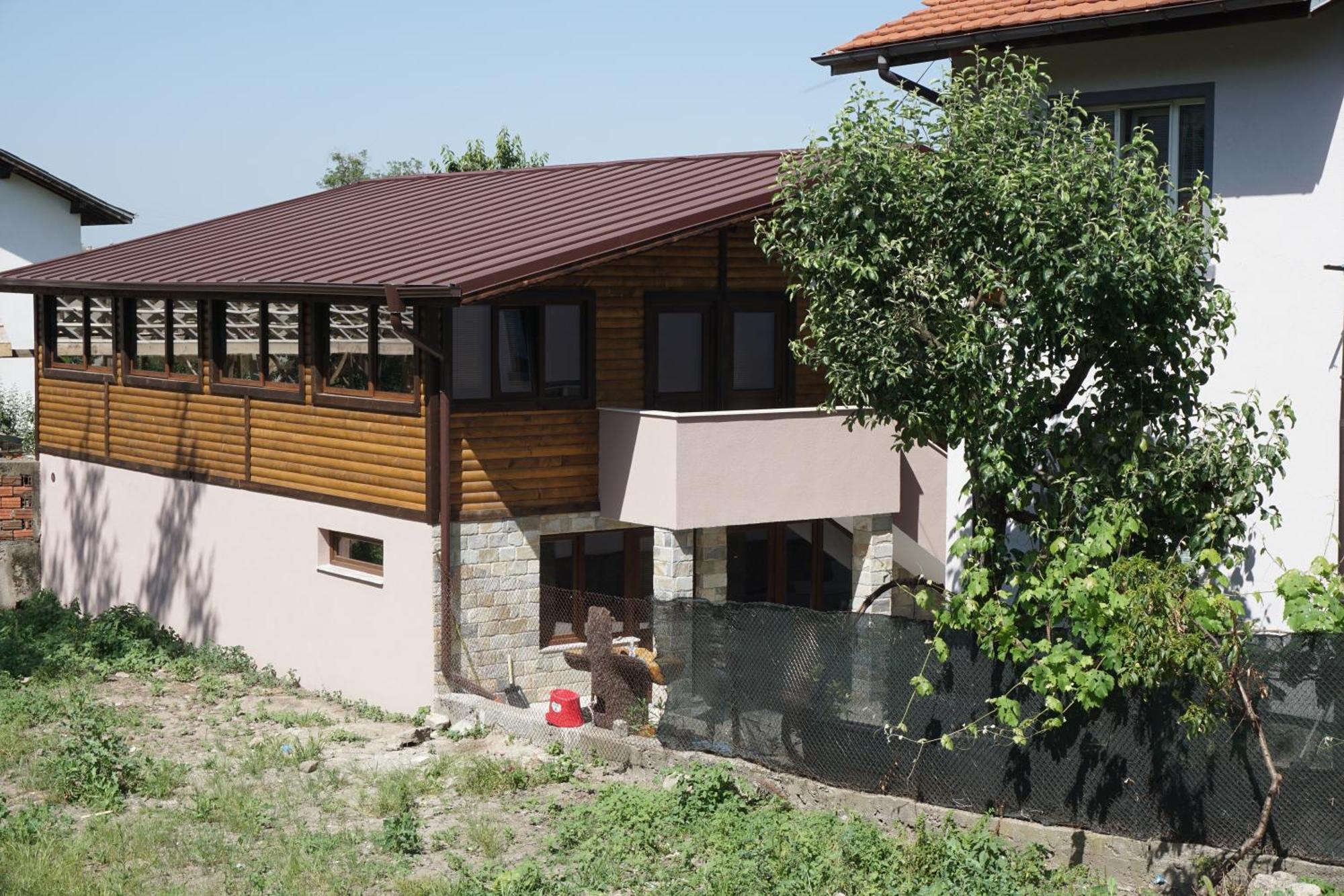 ספרבה בניה Guesthouse Juli מראה חיצוני תמונה